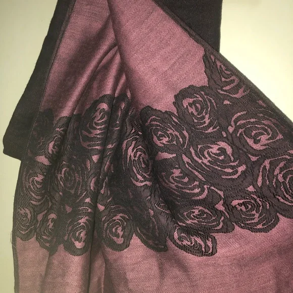 Scarf - Picture 6 of 6